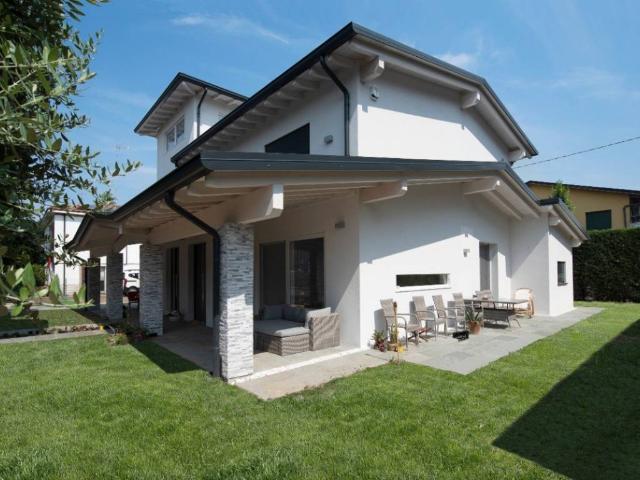 Villa Indipendente in vendita a Cadoneghe, Veneto