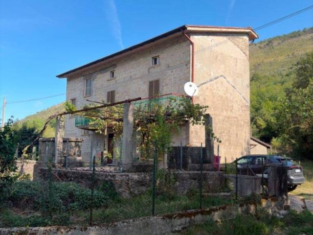 Villa Indipendente in vendita a Taverna, Campodimele