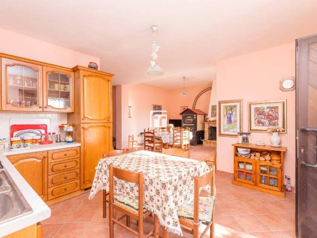 Villa Indipendente in vendita a Campodipietra, Molise