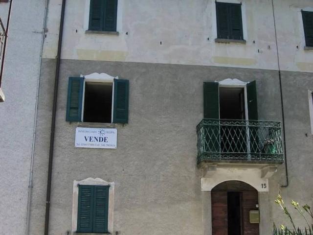 Villa Indipendente in vendita a Comunità montana della Valchiavenna, Campodolcino