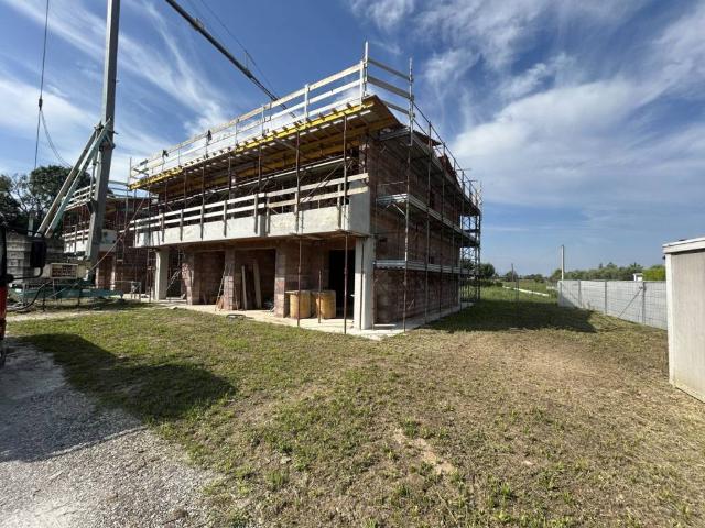 Villa Indipendente in vendita a Campodoro, Veneto