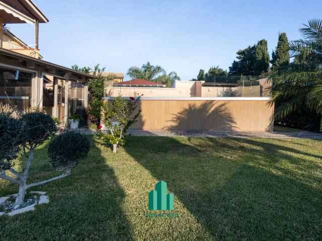 Villa Indipendente in vendita a Campofelice Di Roccella, Sicilia