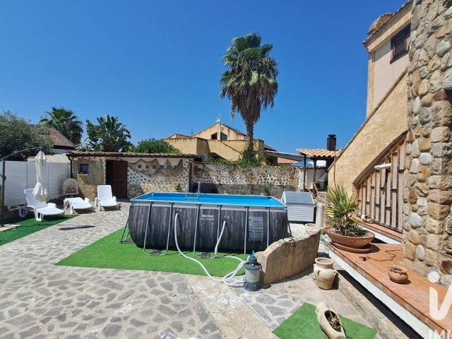 Villa Indipendente in vendita a Campofelice Di Roccella, Sicilia