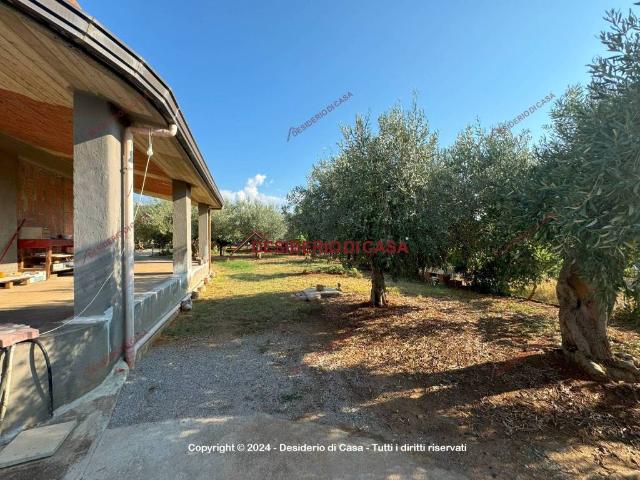 Villa Indipendente in vendita a Campofelice Di Roccella, Sicilia