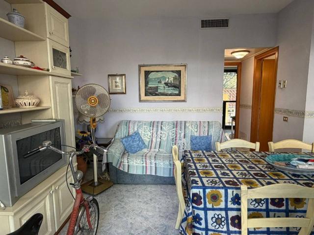 Villa Indipendente in vendita a Campofelice Di Roccella, Sicilia