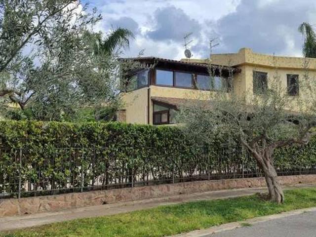 Villa Indipendente in vendita a Campofelice di Roccella, Palermo