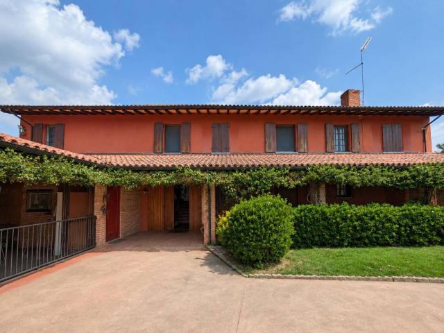 Villa Indipendente in vendita a Basaldella / Basandiele, Campoformido / Cjampfuarmit