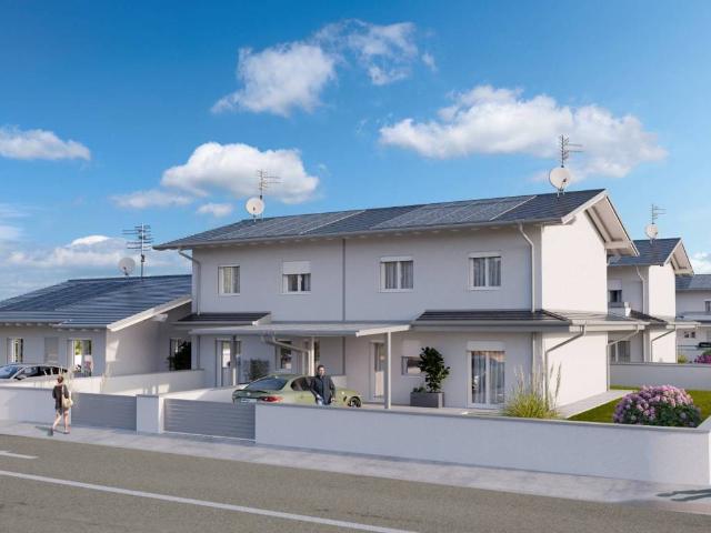 Villa Indipendente in vendita a Campoformido, Friuli-Venezia Giulia