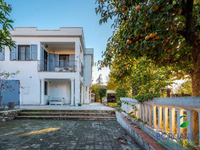 Villa Indipendente in vendita a Unione delle Terre d'Argine, Campogalliano