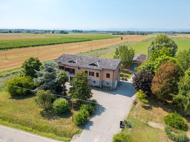 Villa Indipendente in vendita a Unione delle Terre d'Argine, Campogalliano