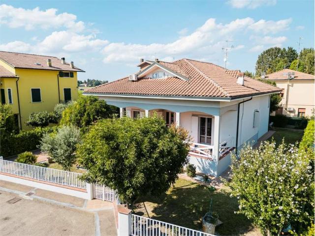 Villa Indipendente in vendita a Galleria, Campogalliano