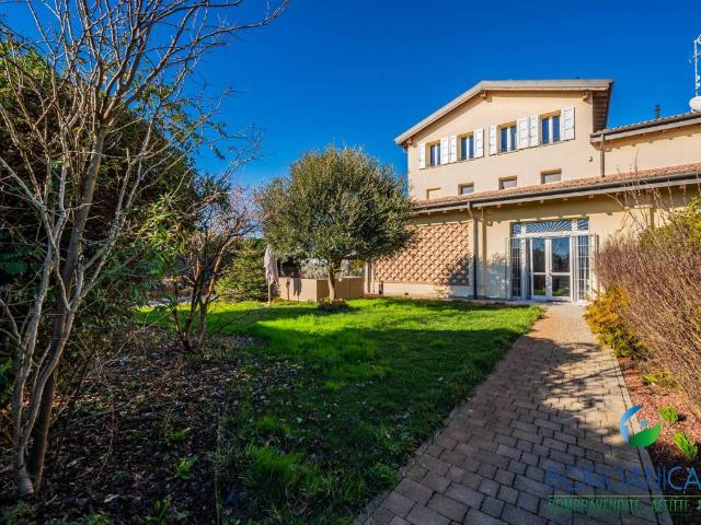 Villa Indipendente in vendita a Tresinaro - Secchia, Re