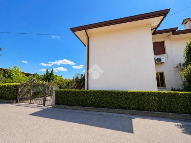 Villa Indipendente in vendita a Campolongo Maggiore, Veneto