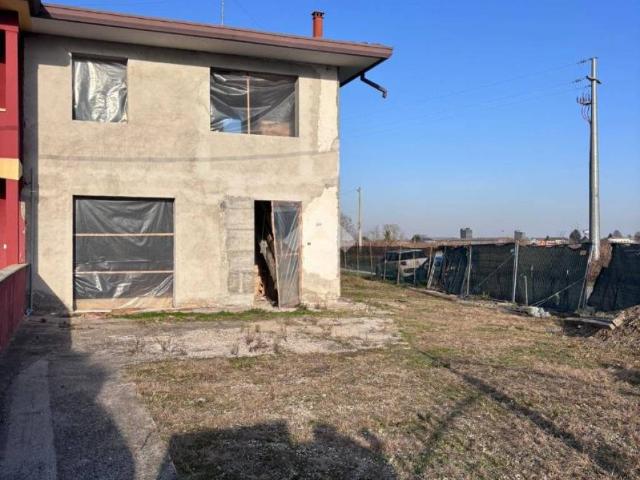Villa Indipendente in vendita a Ca' Loredan, Campolongo Maggiore