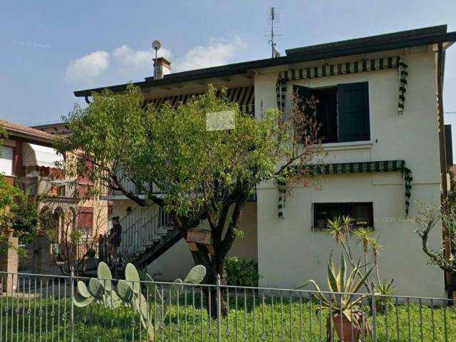 Villa Indipendente in vendita a Basse, Campolongo Maggiore