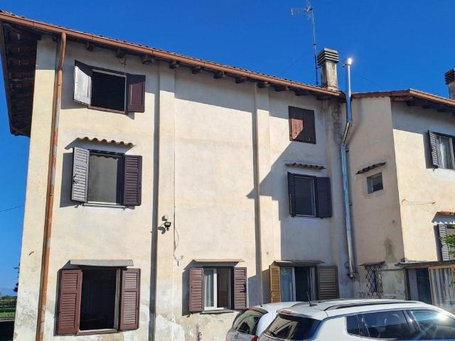Villa Indipendente in vendita a Tapogliano, Friuli-Venezia Giulia