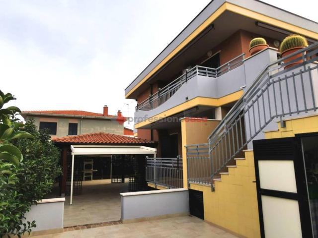 Villa Indipendente in vendita a Case FIAT, Campomarino