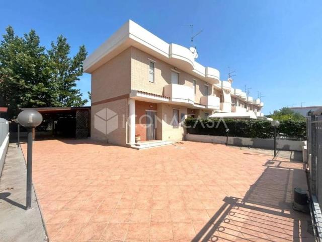 Villa Indipendente in vendita a Case FIAT, Campomarino