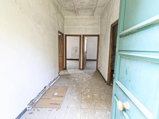 Villa Indipendente in vendita a Campomorone, Liguria