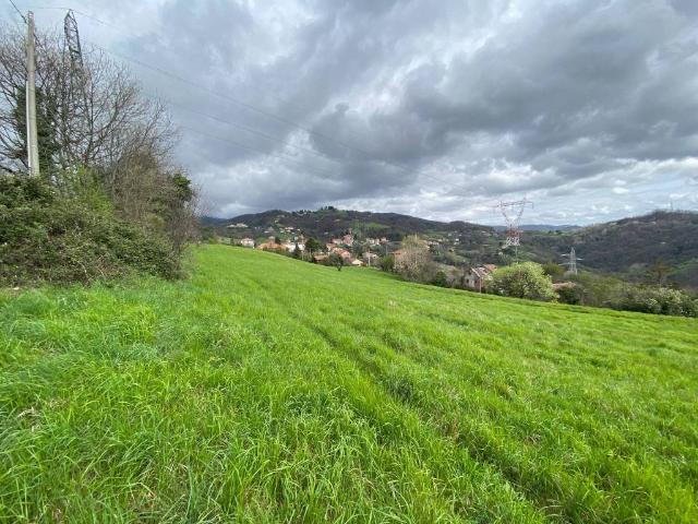 Villa Indipendente in vendita a Campomorone, Liguria