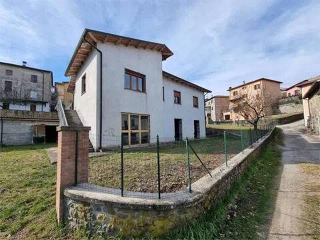 Villa Indipendente in vendita a Casatico, Camporgiano