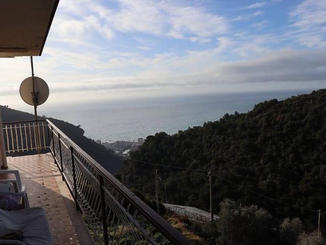 Villa Indipendente in vendita a San Giacomo, Camporosso