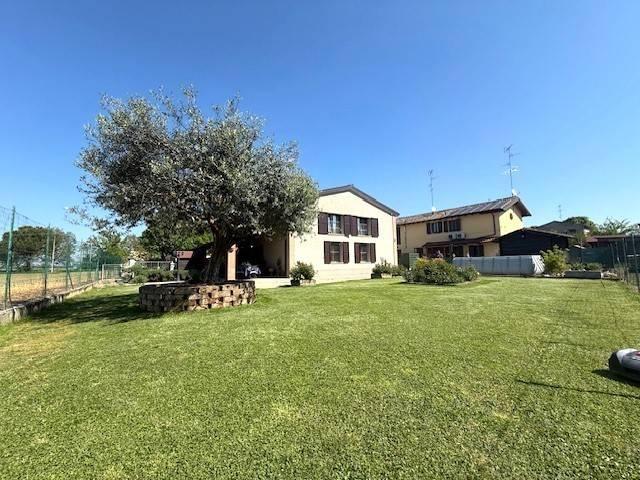 Villa Indipendente in vendita a Unione Comuni Modenesi Area Nord, Finale Emilia