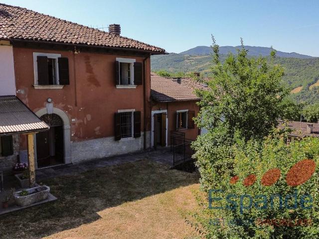 Villa Indipendente in vendita a Unione dell'Alto Reno, Camugnano