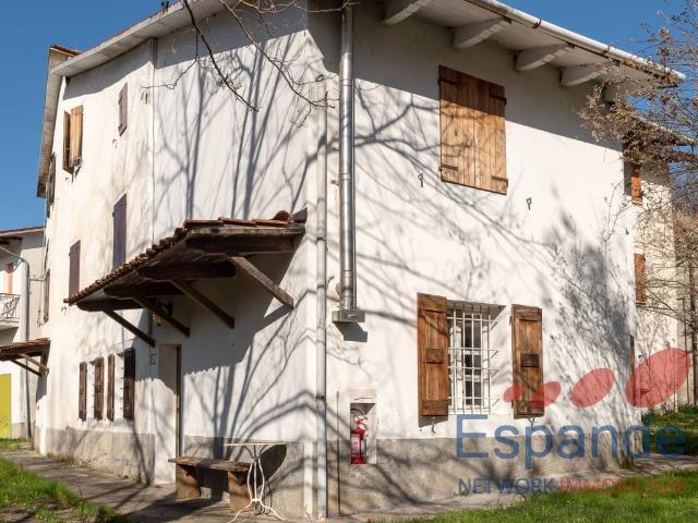 Villa Indipendente in vendita a Unione dell'Alto Reno, Camugnano