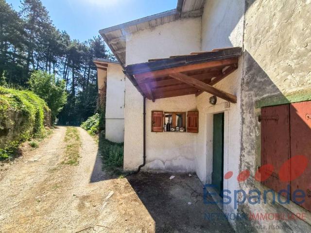 Villa Indipendente in vendita a Unione dell'Alto Reno, Camugnano