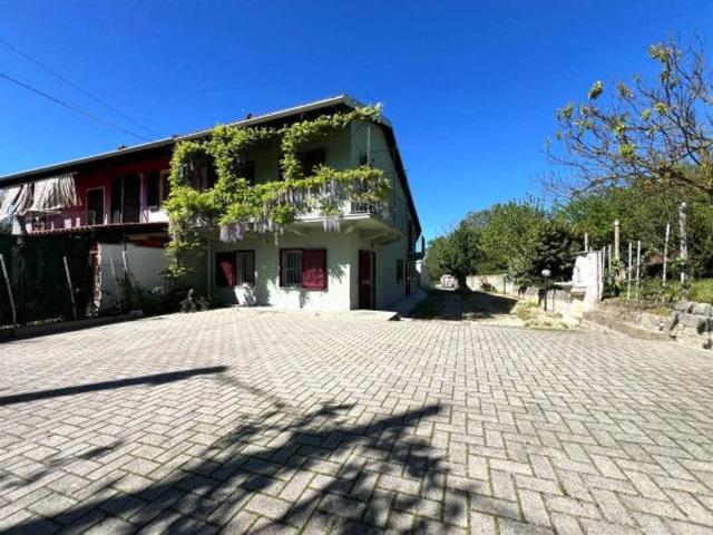 Villa Indipendente in vendita a Piemonte, Cuneo
