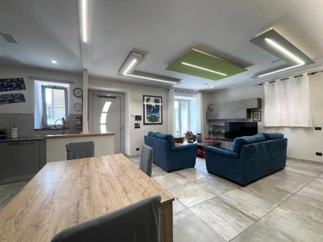 Villa Indipendente in vendita a Piemonte, Cuneo