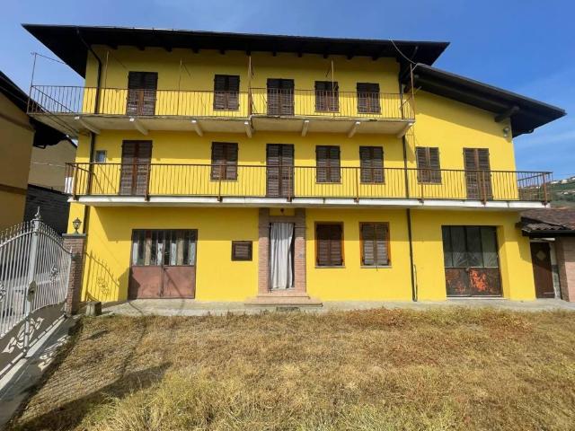 Villa Indipendente in vendita a Mompellini, Piemonte