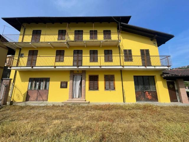 Villa Indipendente in vendita a Mompellini, Piemonte
