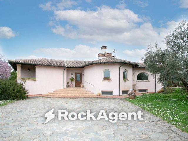 Villa Indipendente in vendita a Roma Capitale, Lazio