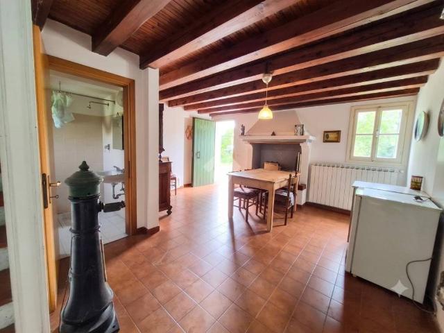 Villa Indipendente in vendita a Canaro, Veneto