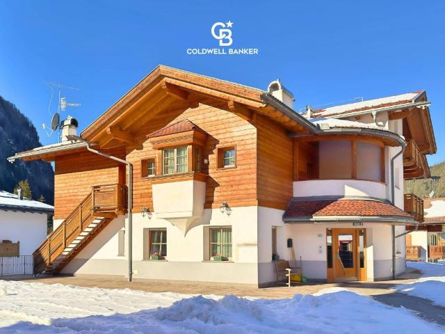 Villa Indipendente in vendita a Comun General de Fascia, Canazei Di Fassa
