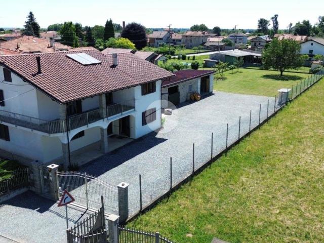 Villa Indipendente in vendita a Piemonte, Biella