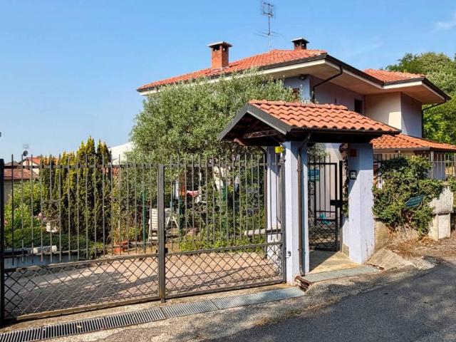 Villa Indipendente in vendita a Candia Canavese, Torino