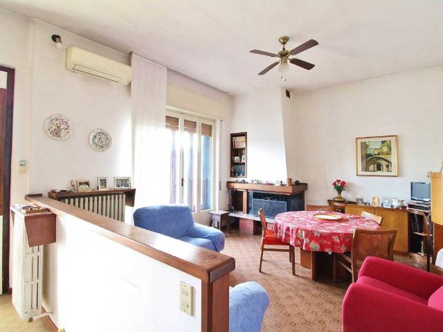 Villa Indipendente in vendita a Canegrate, Lombardia