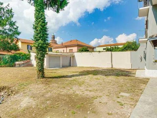 Villa Indipendente in vendita a Santa Colomba, Canegrate
