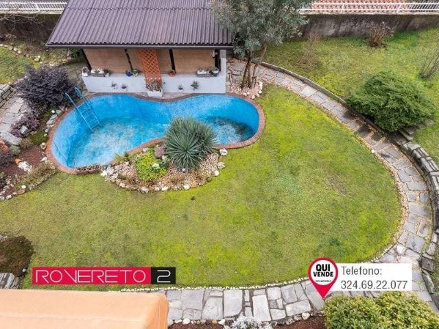 Villa Indipendente in vendita a Valverde, Canegrate