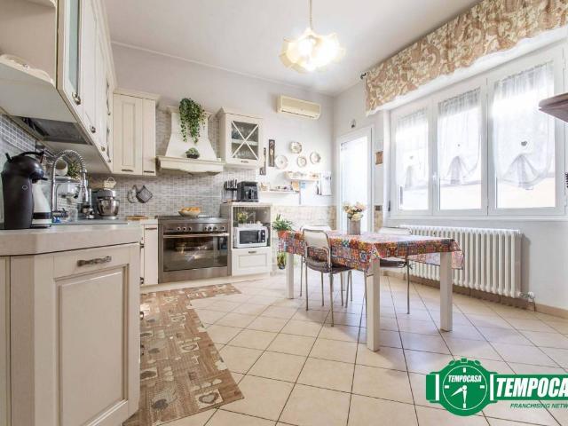 Villa Indipendente in vendita a Baggina, Canegrate