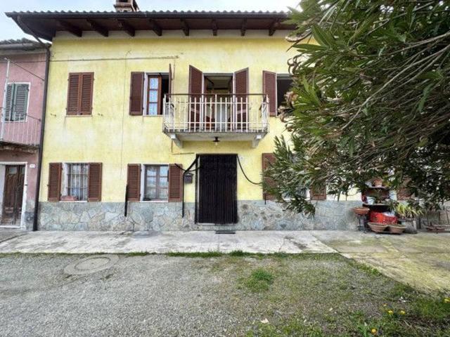 Villa Indipendente in vendita a Piemonte, Asti