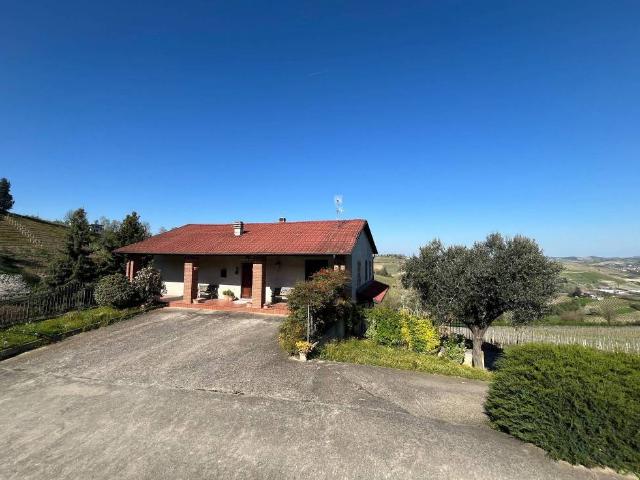 Villa Indipendente in vendita a Piemonte, Asti