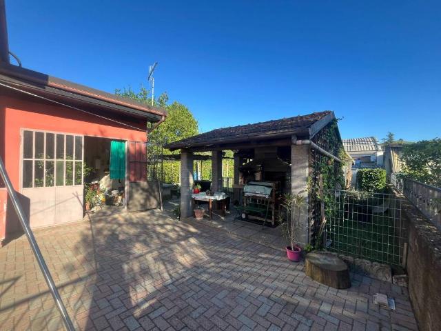 Villa Indipendente in vendita a Piemonte, Asti