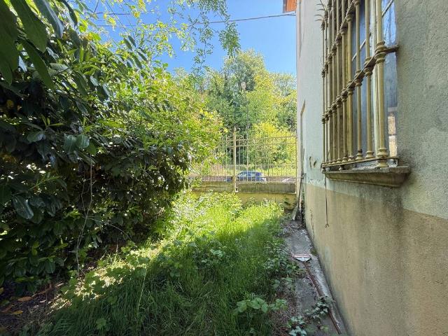 Villa Indipendente in vendita a Piemonte, Asti