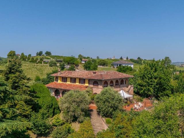 Villa Indipendente in vendita a Piemonte, Asti
