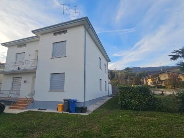 Villa Indipendente in vendita a Caneva, Friuli-Venezia Giulia