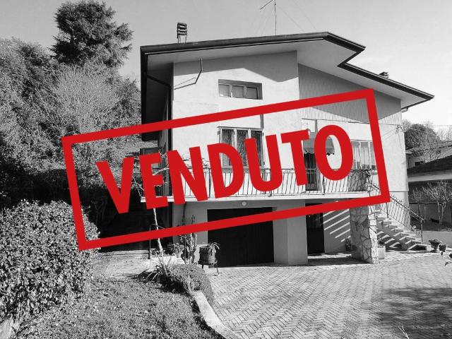 Villa Indipendente in vendita a Stevenà, Caneva
